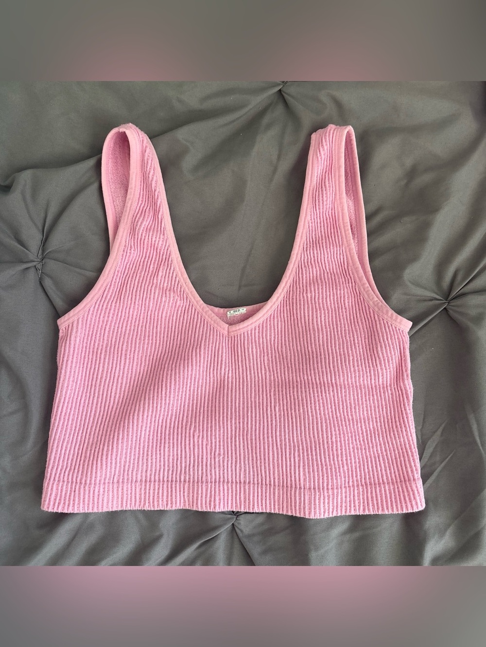 Women's Ribbed Pink Tank Crop Top
Tag on inside cut out